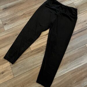 Suave Black Velvet Leggings Size XL Silky lining